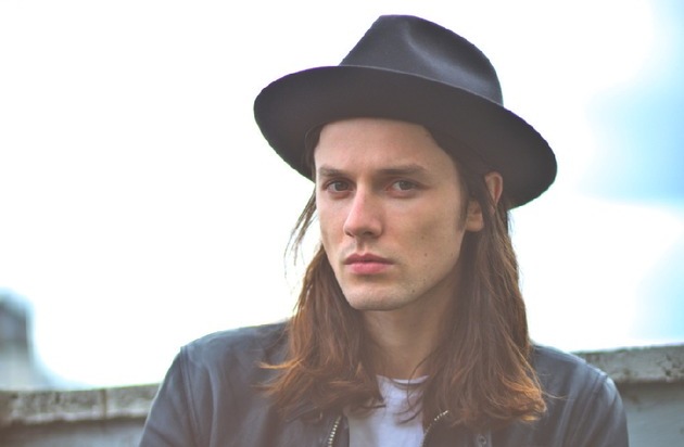 Universal International Division: UK-Shootingstar James Bay erobert mit Debütalbum weltweit die Charts + zu Gast beim ECHO 2015