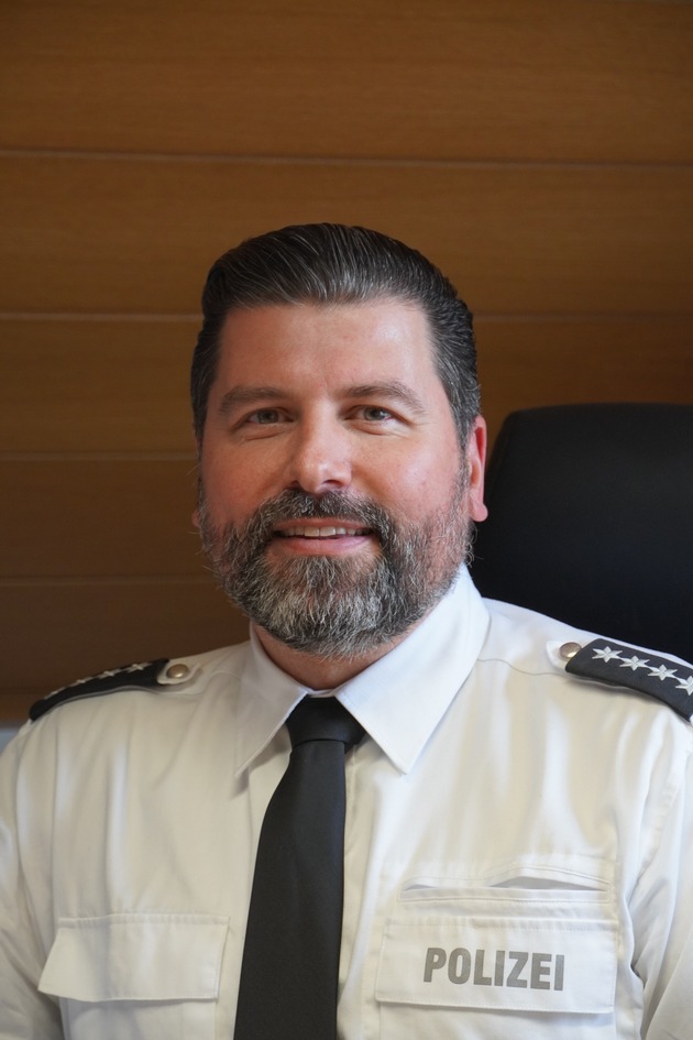 POL-GÖ: (176/2025) Polizeistation Friedland hat neuen Leiter - Inspektionsleiter Marco Hansmann begrüßt Ullrich Björn Ritzau als Nachfolger von Jörk Grote in Groß Schneen