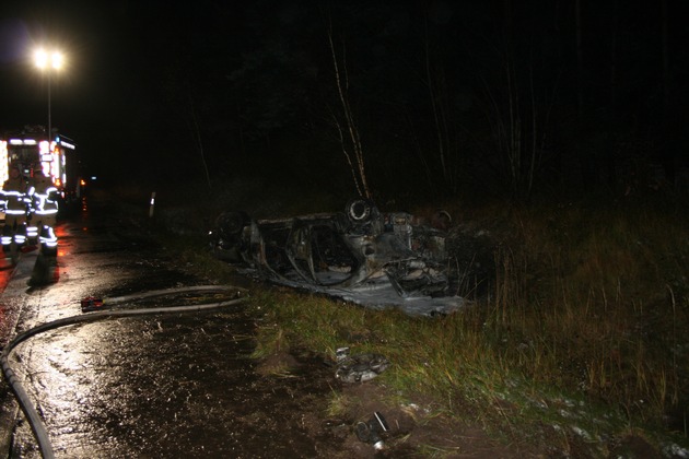 POL-PDKL: A6/Enkenbach-Alsemborn, Nach Unfallflucht Zeugen gesucht