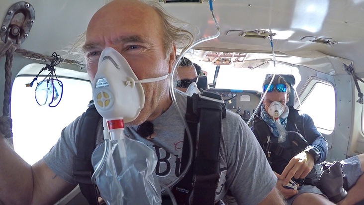 Konny im freien Fall: Staffelauftakt von &quot;Die Reimanns - Ein außergewöhnliches Leben&quot; am Montag bei RTL II