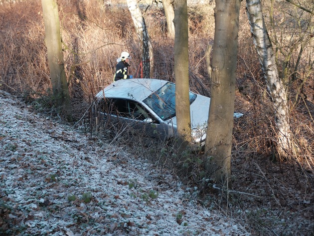 FW-GE: Internistischer Notfall führt zu einem Verkehrsunfall