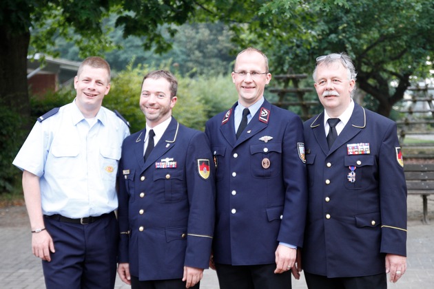 Neue Spitze bei der Deutschen Jugendfeuerwehr gewählt (BILD)