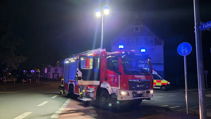 FW Celle: Feuer auf Dachterrasse im 8. OG!
