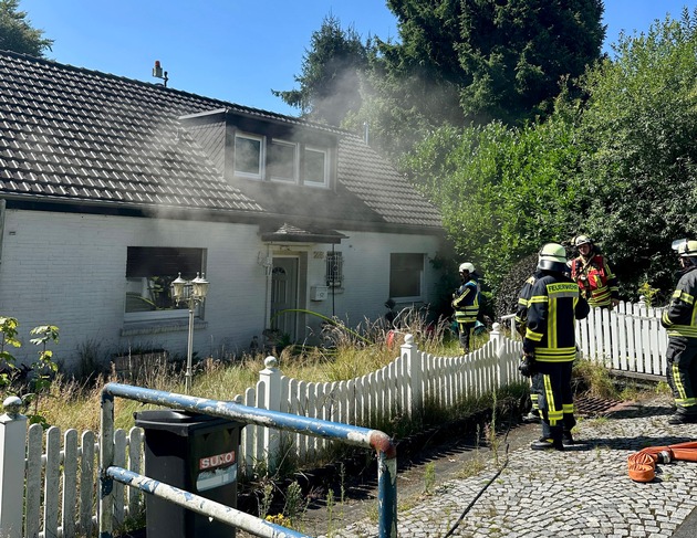 FW-BO: Kellerbrand in Bochum Stiepel