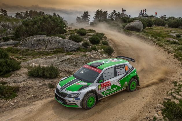 Pontus Tidemand beschert SKODA Motorsport den ersten Saisonsieg in der WRC 2 (FOTO)