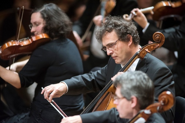 Migros-Kulturprozent-Classics: Tournee I der Saison 2017/2018 / Fest der tschechischen Musik zum 70. Saisonauftakt