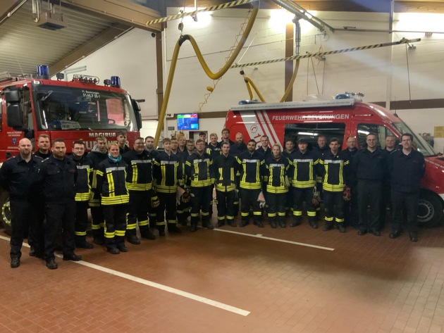 FW Beverungen: Nachwuchs für den Einsatz: 24 Feuerwehrkräfte meistern Grundlehrgang