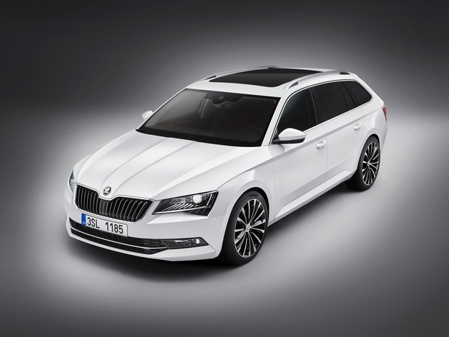 Der neue SKODA Superb Combi: Raumriese mit Top-Technik - Zusammenspiel von Funktion und Emotion (FOTO)