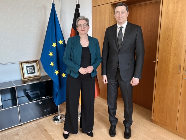 Selenskyjs Sonderbeauftragter Tschernyschow in Berlin / Die Ukraine kann Europa stärken