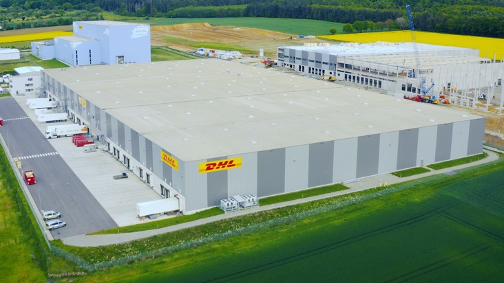 PM: DHL baut Angebot für Pharma-Logistik in Florstadt aus / PR: DHL expands pharma logistics capacity in Florstadt