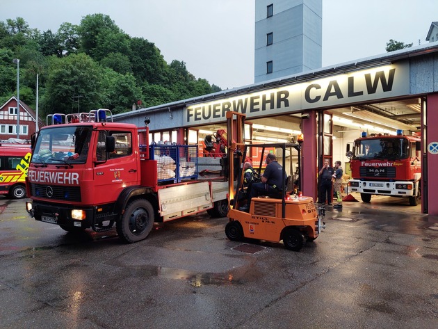 KFV-CW: Katastrophenschutzzug &quot;Hochwasser&quot; des Kreises Calw hilft bei Hochwasserkatastrophe in Rheinland-Pfalz