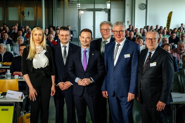 Mitgliederleistungen im Fokus - Mitgliederversammlung des ADAC Hessen-Thüringen: Mehr Einsätze für die Gelben Engel / Hohe Servicequalität