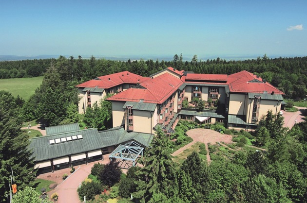 Rehabilitation mit dem eigenen Haustier: SRH Gesundheitszentrum Dobel verdoppelt das Angebot an Tierzimmern