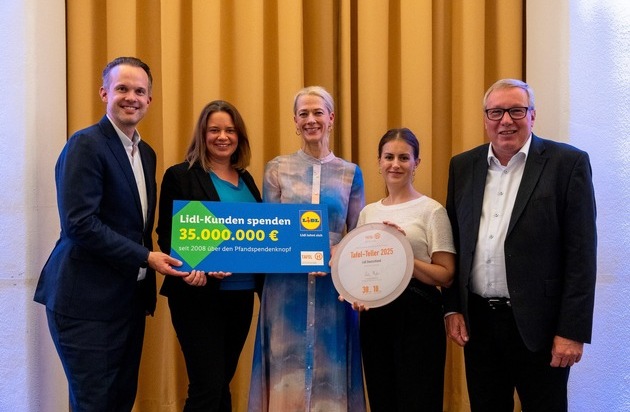 Lidl: Kleine Spenden, große Wirkung: Lidl-Kunden sammeln über 35 Millionen Euro für die Tafeln / Im 18. Jahr der Partnerschaft erreicht die Lidl-Pfandspende einen Meilenstein der Solidarität