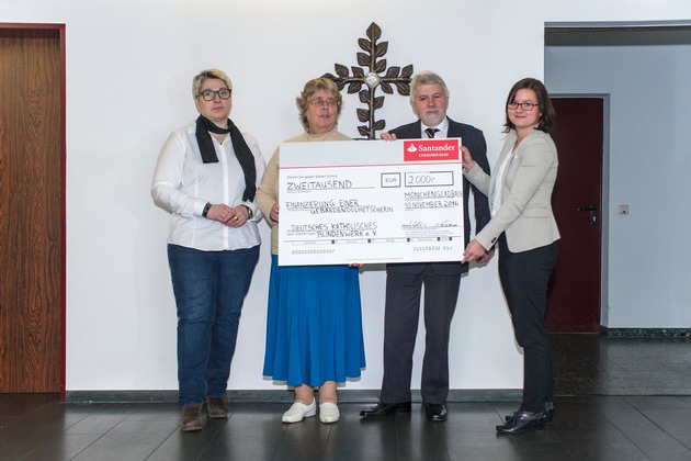 Santander unterstützt Deutsches Katholisches Blindenwerk mit 2 000 Euro