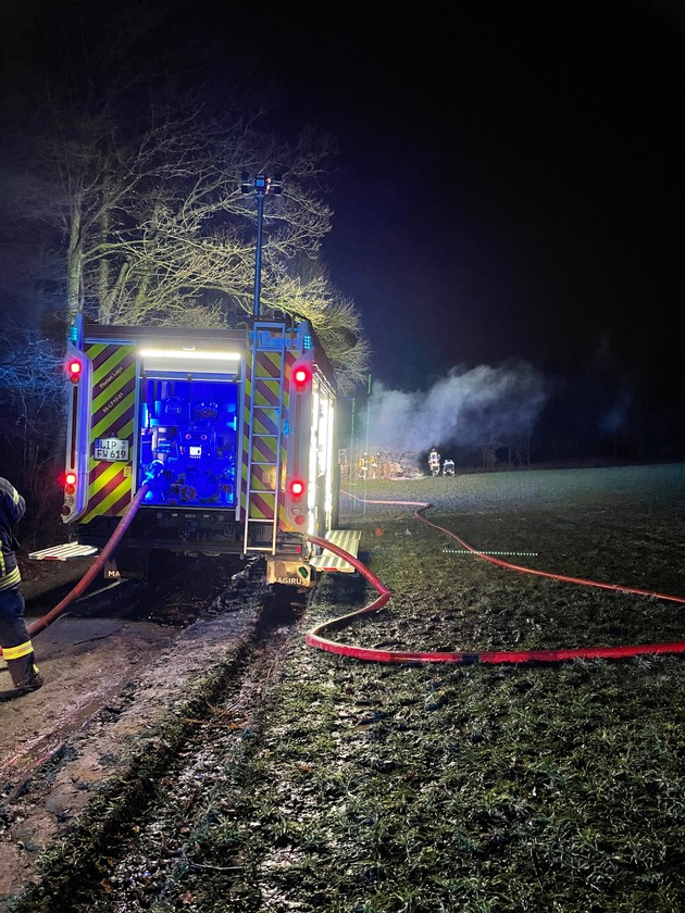 FW Lage: Feuer 1/Feuerschein in Richtung Stadtwald - 29.01.2021 - 03:16 Uhr