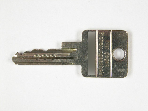 POL-WL: Herrenloser Schlüssel, Eigentümer gesucht