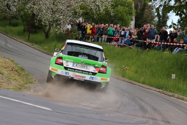 Rallye Baden-Württemberg: SKODA Youngster Kreim peilt vierten Saisonsieg an (FOTO)