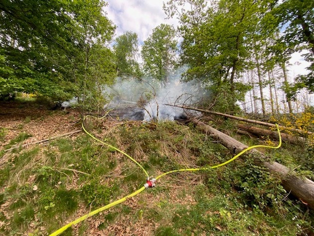 POL-PDTR: Brand eines Waldgeländes in Hermeskeil