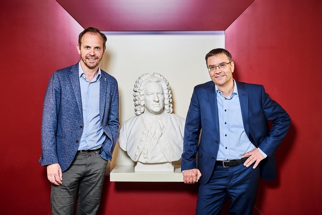 Liveshow für Johann Sebastian Bach: MDR-Podcast „Der Bach-Kanal mit Maul & Schrammek“ geht auf die Bühne