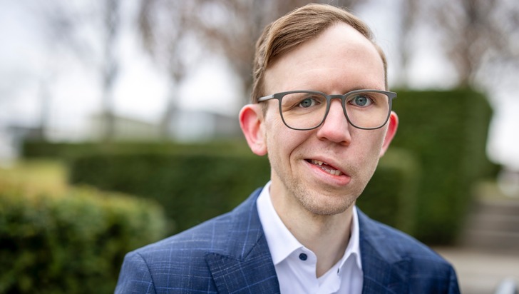 Frankfurter Buchmesse 2025: EntscheiderKonferenz stellt Inklusion in den Mittelpunkt – Exklusive Buchvorstellung von Marcel Friederich