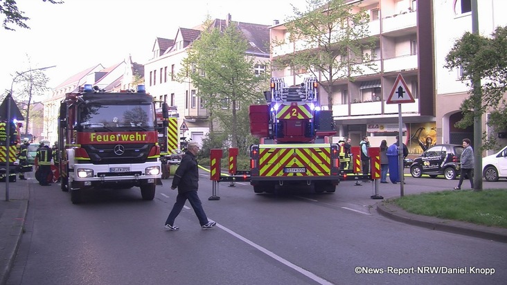 FW-GE: Zwei leicht Verletzte bei Wohnungsbränden in Erle und Horst