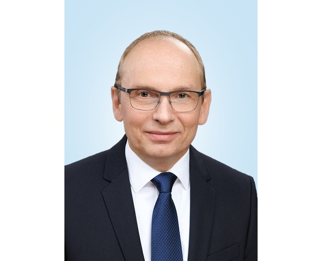 Dr. Stefan Koenig takes over responsibility of OPTIMA nonwovens GmbH