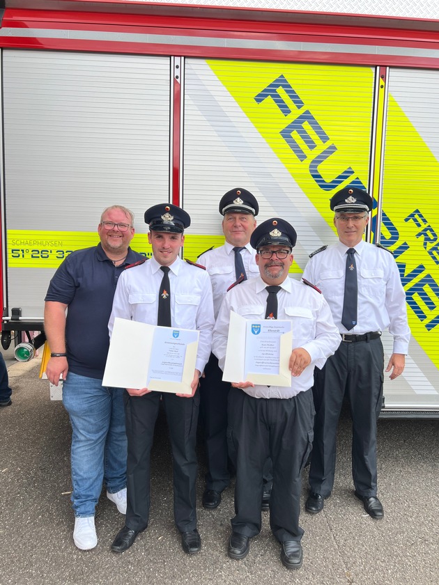 FW Rheurdt: Emotionales Feuerwehr-Grillfest: Sven Walter nach zwanzig Jahren als Jugendwart verabschiedet