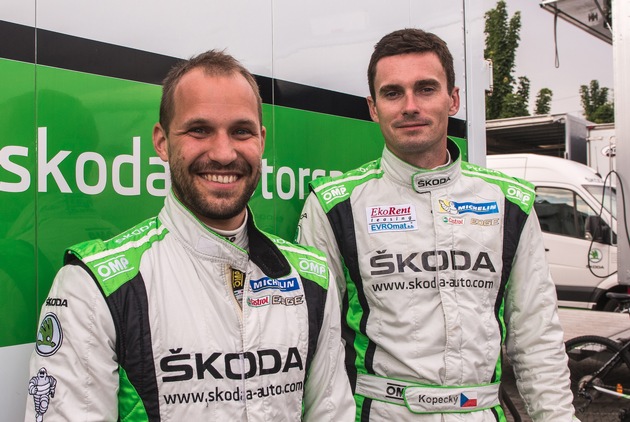 SKODA Motorsport mit drei Teams bei der Rallye Monte Carlo - Kopecký hat WRC 2-Sieg im Visier (FOTO)