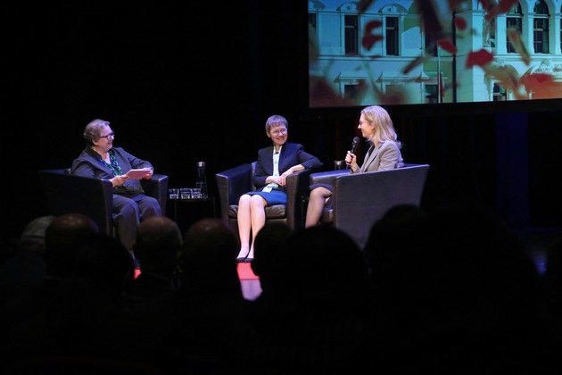 Botschafterinnen und Botschafter erhalten Einblick in die Prioritäten der Regierung