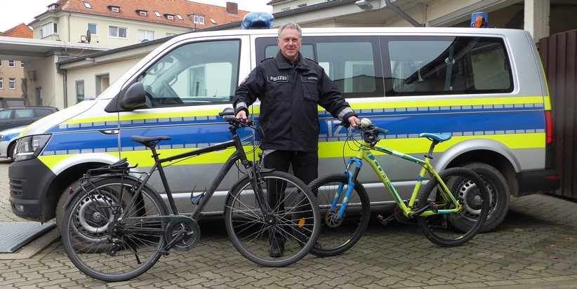 POL-HM: Mutmaßliche Fahrraddiebe und Hehler angetroffen - rechtmäßige Eigentümer von sichergestellten Fahrrädern gesucht