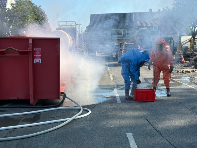 FW Kreis Soest: 22 neue Einsatzkräfte für ABC-Gefahren im Kreis Soest / Modul 2 erfolgreich beendet