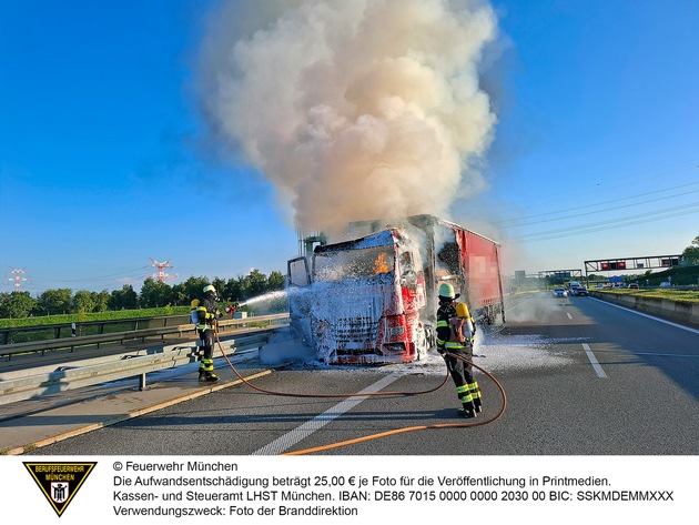 FW-M: Lkw-Brand auf Autobahn (A 99)