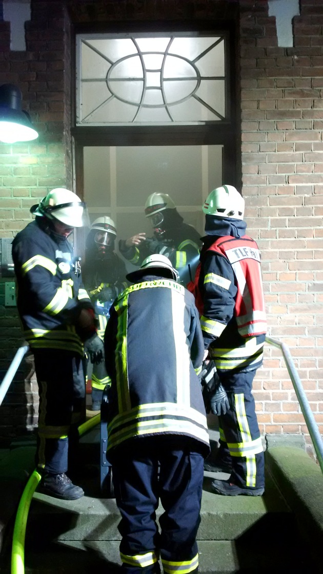 FW-KLE: Zimmerbrand auf forensischer Station der LVR Kliniken Bedburg-Hau