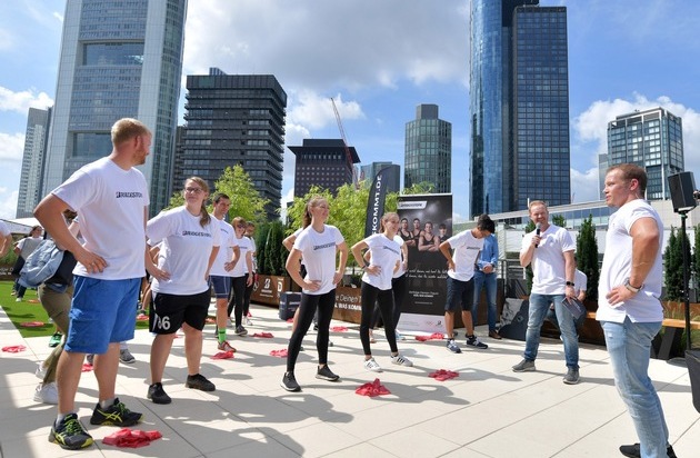 Bridgestone Deutschland GmbH: Bewegung in der Mittagspause mit Olympiasieger Fabian Hambüchen