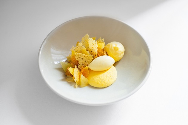 Tanja Grandits zieht an den Rhein. Neue Adressen f&uuml;r Shop und Restaurant w&auml;hrend der &laquo;Stucki&raquo;-Sanierung.