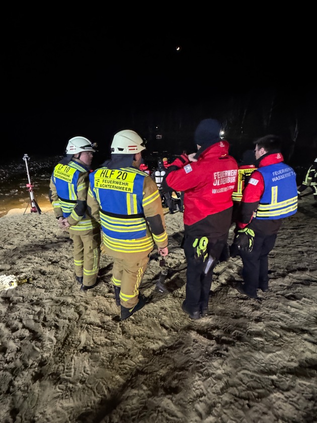 FW-OLL: Erfolgreiche Einsatz&uuml;bung am Baggersee Westerholt - Eisrettung unter realistischen Bedingungen trainiert