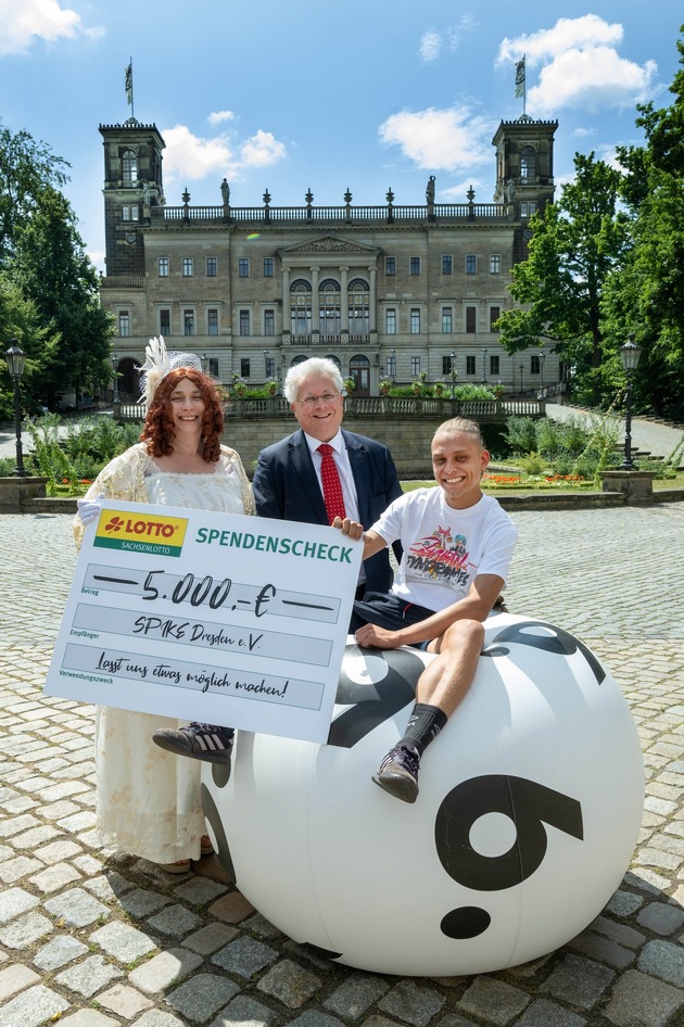 Sachsenlotto begrüßt eine neue Möglichmacherin: Gräfin Rosalie von Rauch