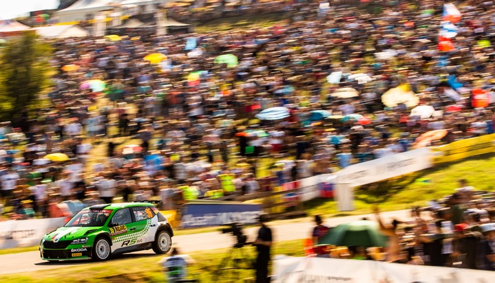Kreim vor Griebel: SKODA geht mit WRC 2-Doppelführung in den Finaltag der Rallye Deutschland (FOTO)