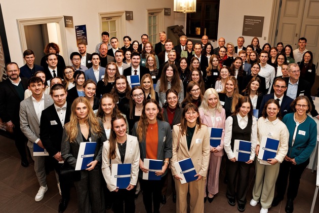 LAUDA supports young scientists at the University of Würzburg