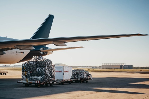 Hellmann launches its innovative express logistics product HEX in North America