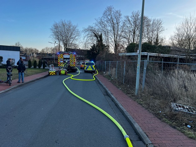 FW-WRN: Vermutlicher Gebäudebrand im Thünen