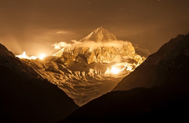 news aktuell (Schweiz) AG: Kunstprojekt "13 Sterne am Gipfel" mit PR-Bild Award ausgezeichnet