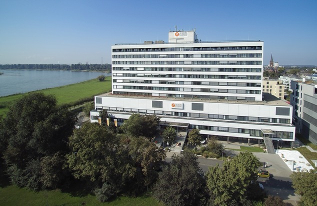Pressemeldung: Schön Klinik Düsseldorf öffnet am 3. Oktober 2023 ihre Türen für junge Besucherinnen und Besucher