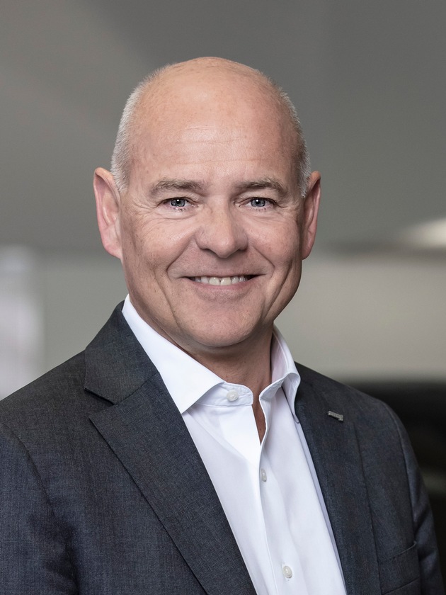 Nel 2021 Morten Hannesbo, CEO di AMAG Group, si ritirerà e al suo posto subentrerà Helmut Ruhl
