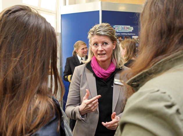 Bundeswehr öffnet ihre Türen für den Girls´Day - Mädchen-Zukunftstag - 2015