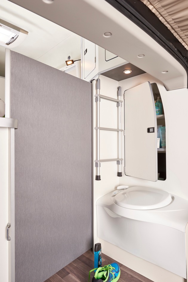 Ford Auf Dem Caravan Salon 2018 Nugget Plus Jetzt Frei