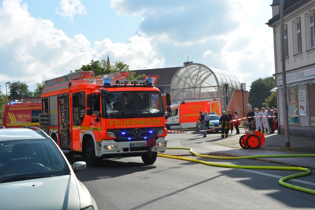 FW-MH: Gasaustritt in Heißen