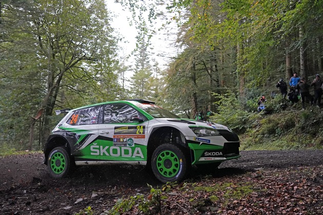 Rallye Spanien: Rovanperä und Kopecky visieren für SKODA den Titel in der WRC 2 Pro-Herstellerwertung an (FOTO)