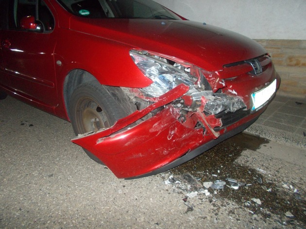 POL-PDNW: Verkehrsunfall unter Alkoholeinfluss